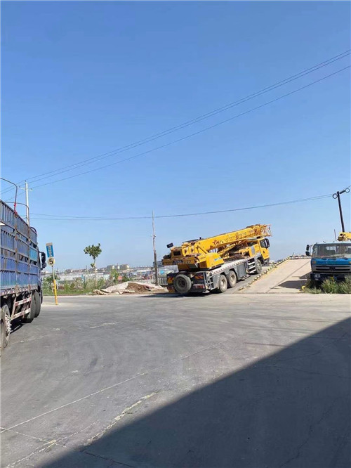 三门县25吨吊车的租赁价格大概是多少？