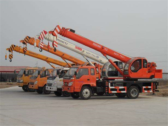 三门县设备出现故障导致停工，怎么处理？是否有备用设备替换？