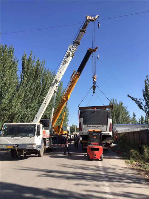 三门县港口集装箱搬运案例